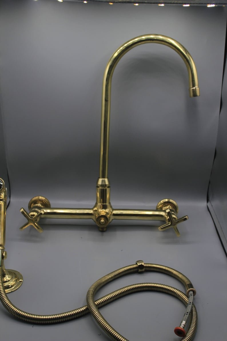 products-brassfaucetwith12inchsprayer4.jpg brass faucet with 12 inch sprayer - Image 6