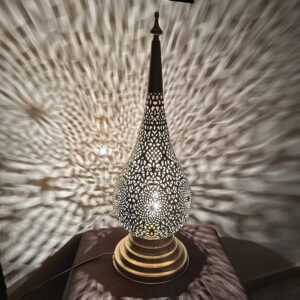 Moroccan brass table lamp, Bronze bedside lamp, artisanal Moroccan lampshade, handmade table lamp, Marrakech shade lamp