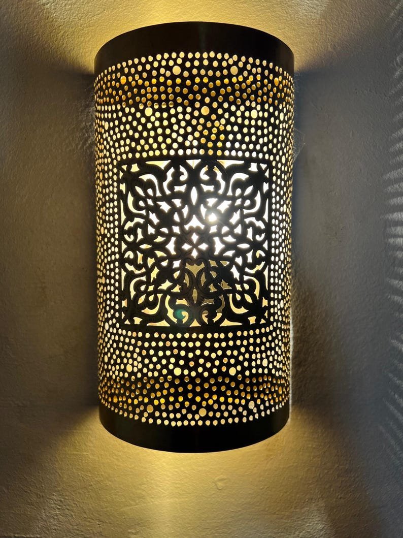 products-bronzewallsconce7.jpg Moroccan brass wall lamp, Moroccan sconce light, handmade wall lamp, bronze light wall decor, boho decor Marrakech, bronze wall sconce - Image 7