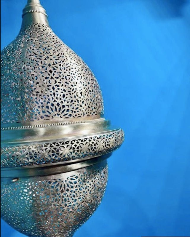 products-lamplawza1_7389687f-f0d6-4e55-9843-c23361104165.jpg Handmade Moroccan Brass Pendant Lamp – Floral Dome Hanging Light - Image 5